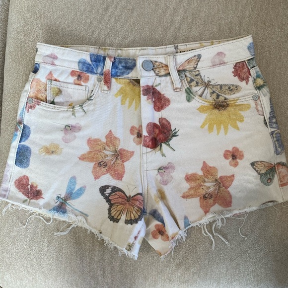 Barrow Short in One With Nature - Picture 2 of 3